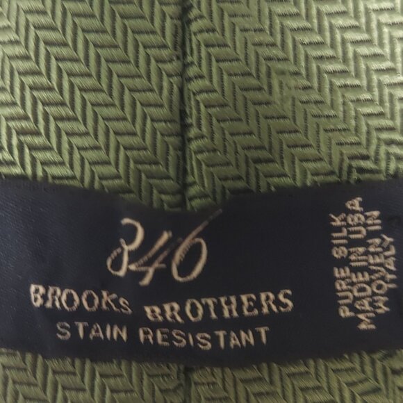 Brooks Brothers Ties  Striped Makers 60 x 3 1/2 & Green 346 63 x 3 1/2 - Picture 4 of 7
